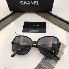 black quilted chanel case sunglasses CH5590 Sunglasses In Black Silver